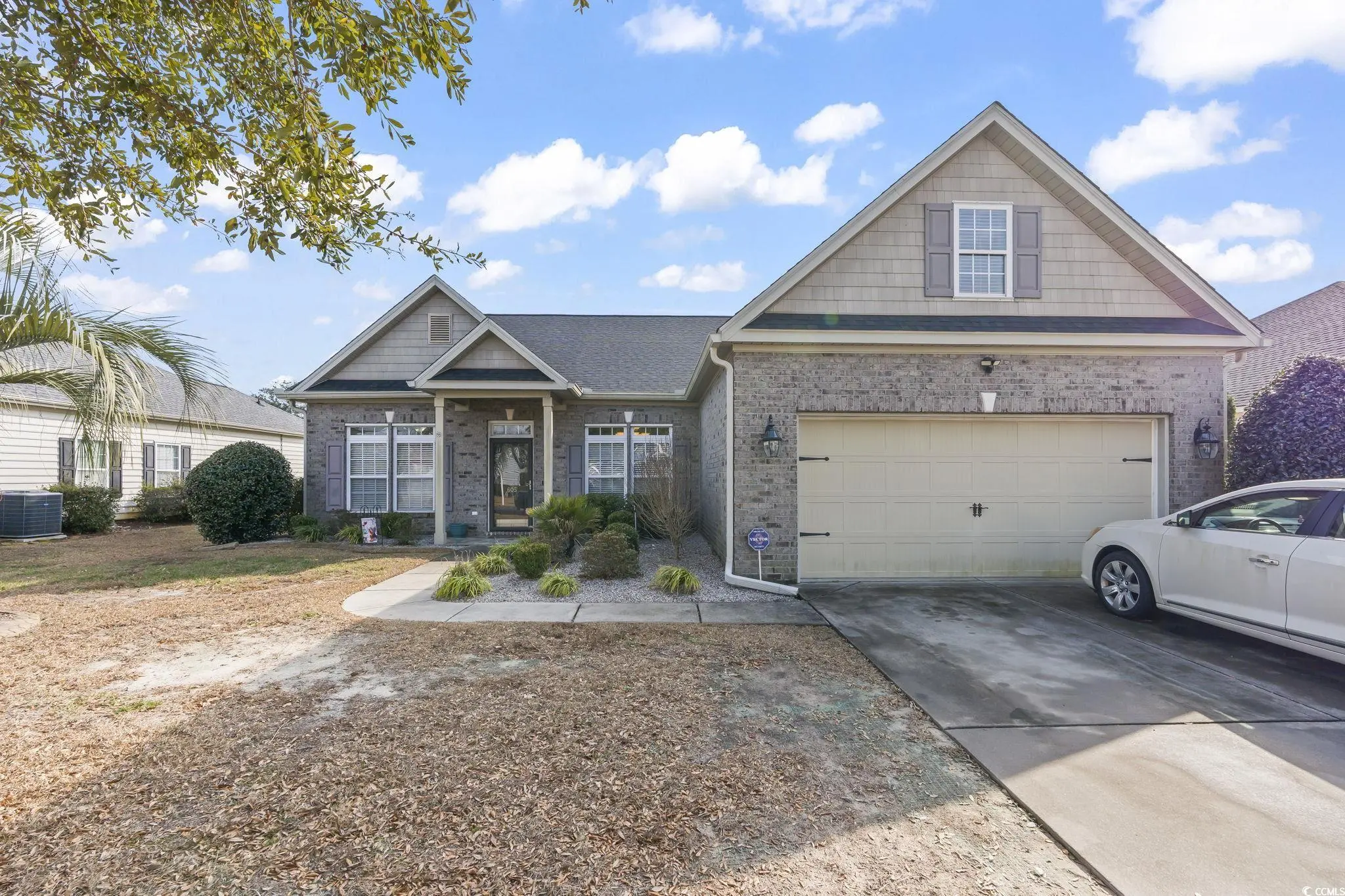 Photo of Listing #2600897