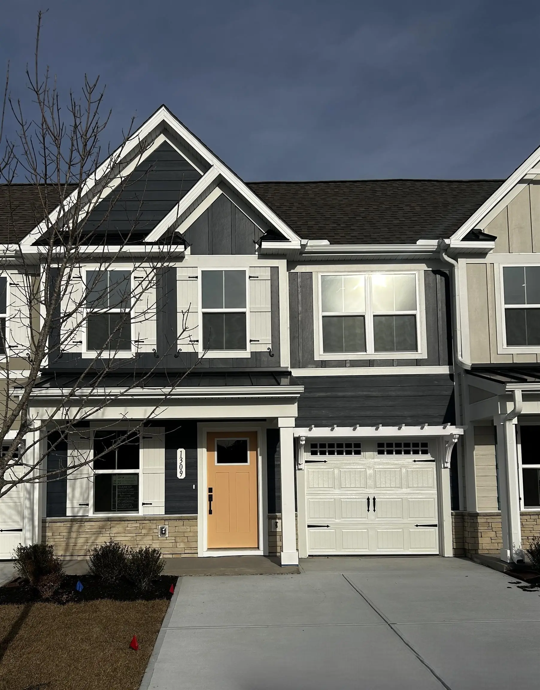 Photo of Listing #2600931