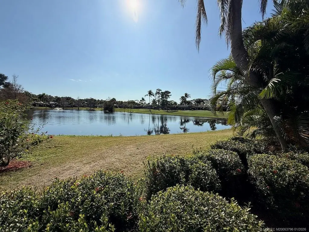 4 of 47 - 462 Sandtrap Lane, Port St. Lucie, FL
