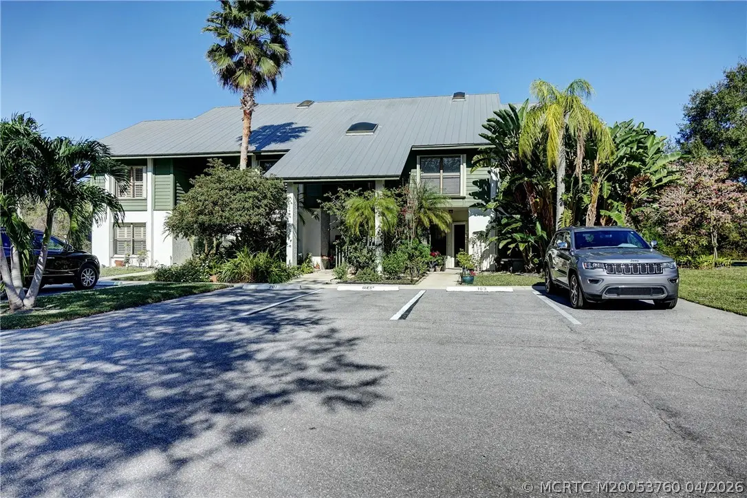 5290 Seascape Way 201, Stuart