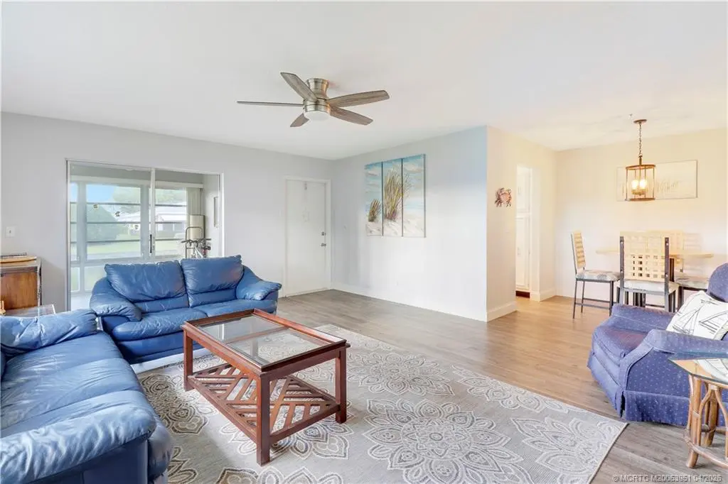 Photo of Listing #M20053951