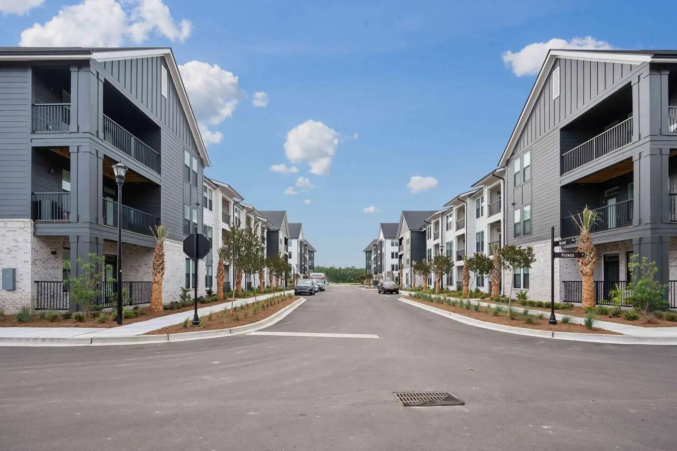 Photo of Listing #2601856