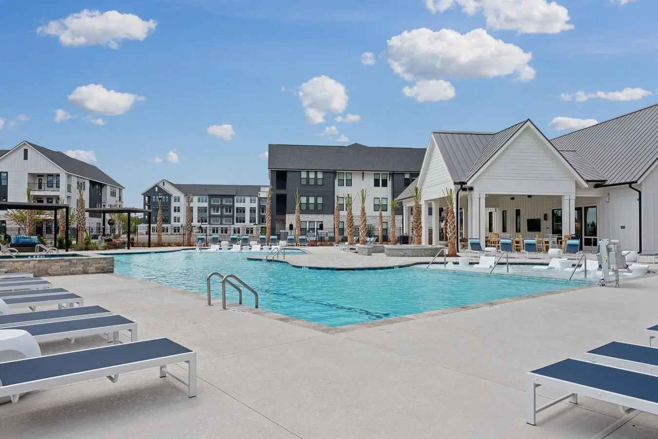 Photo of Listing #2601857