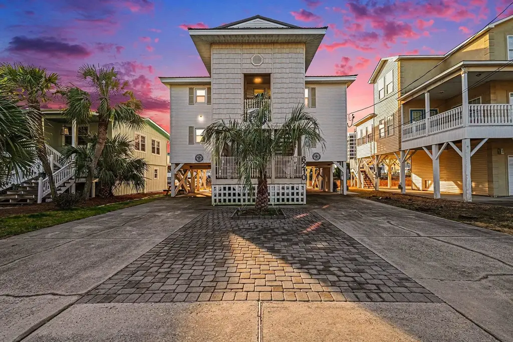 6210 Nixon St., North Myrtle Beach