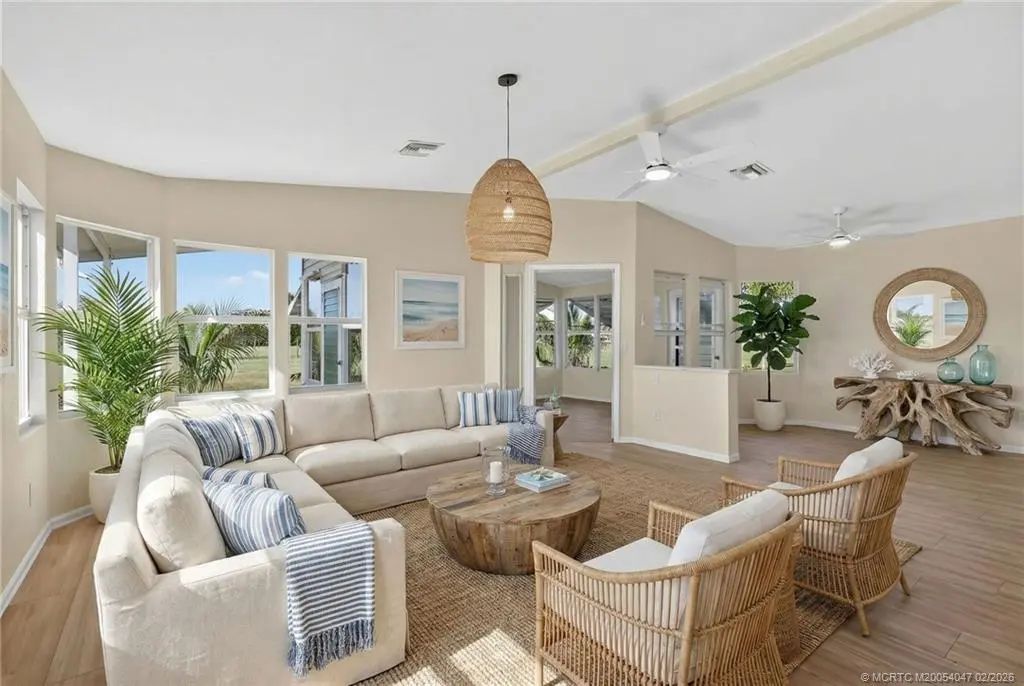 Photo of Listing #M20054047