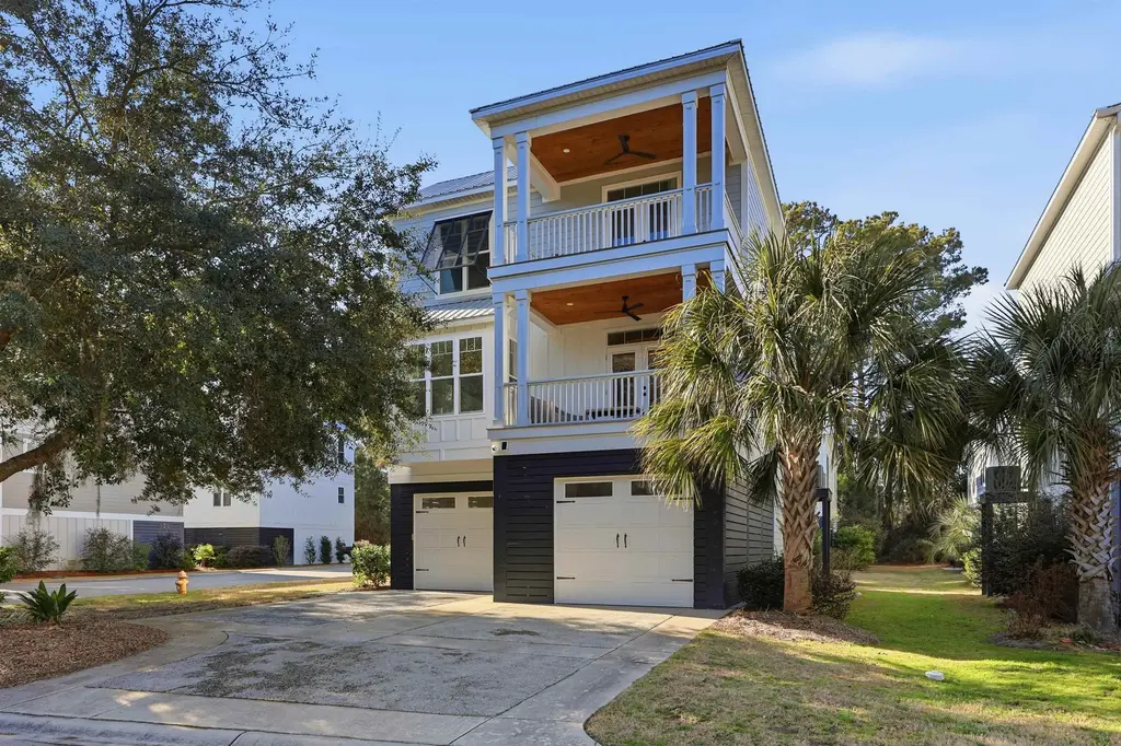 48 Half Shell Ct., Pawleys Island