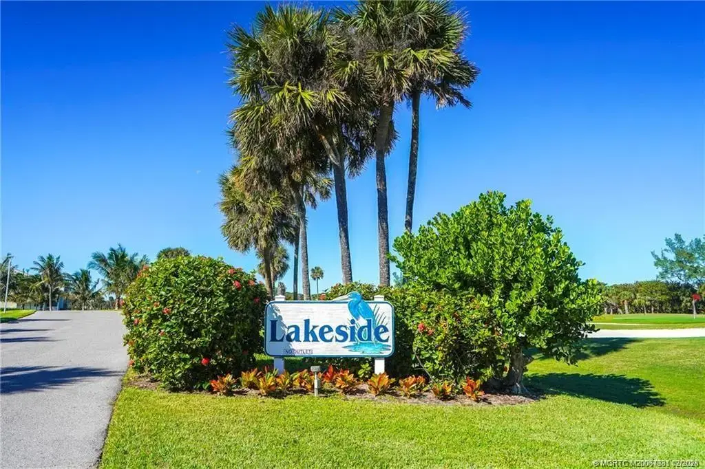 5602 Gulfstream Way, Stuart