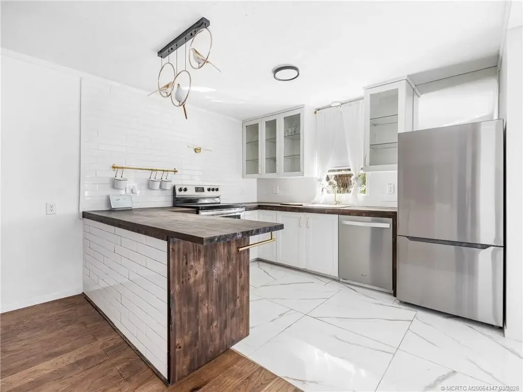 Photo of Listing #M20054347