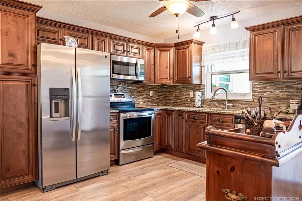5 of 40 - 6531 Federal Highway Q101, Stuart, FL