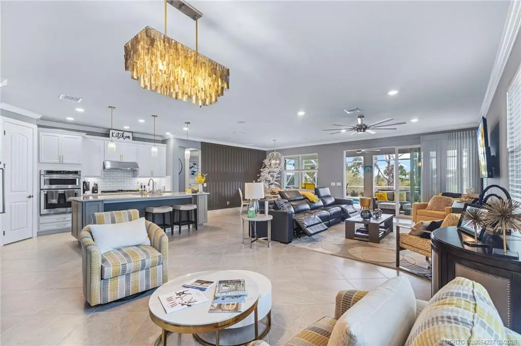 Photo of Listing #M20054227