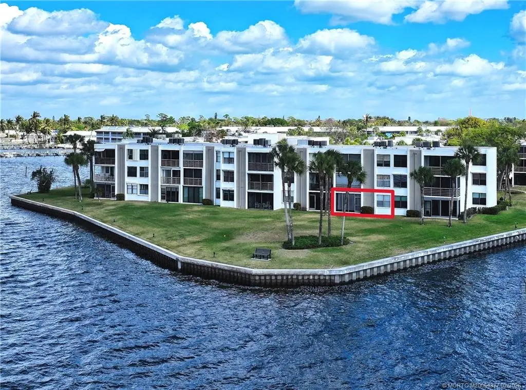 Photo of Listing #M20054377