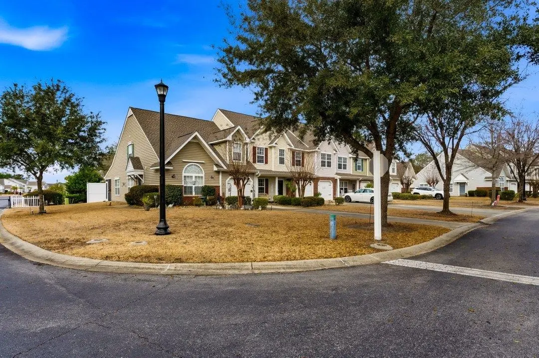 Photo of Listing #2604527