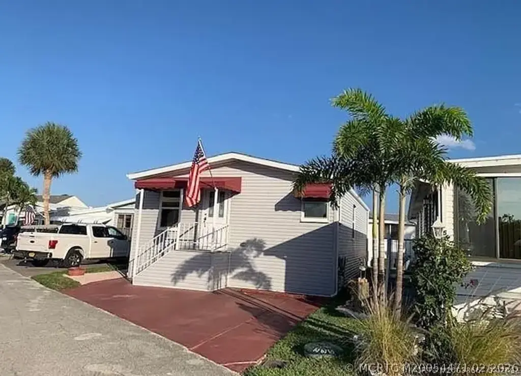 536 Nettles Boulevard, Jensen Beach