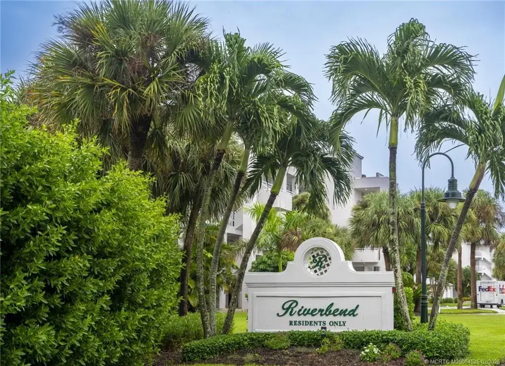 184 Edgewater Drive 1206, Stuart