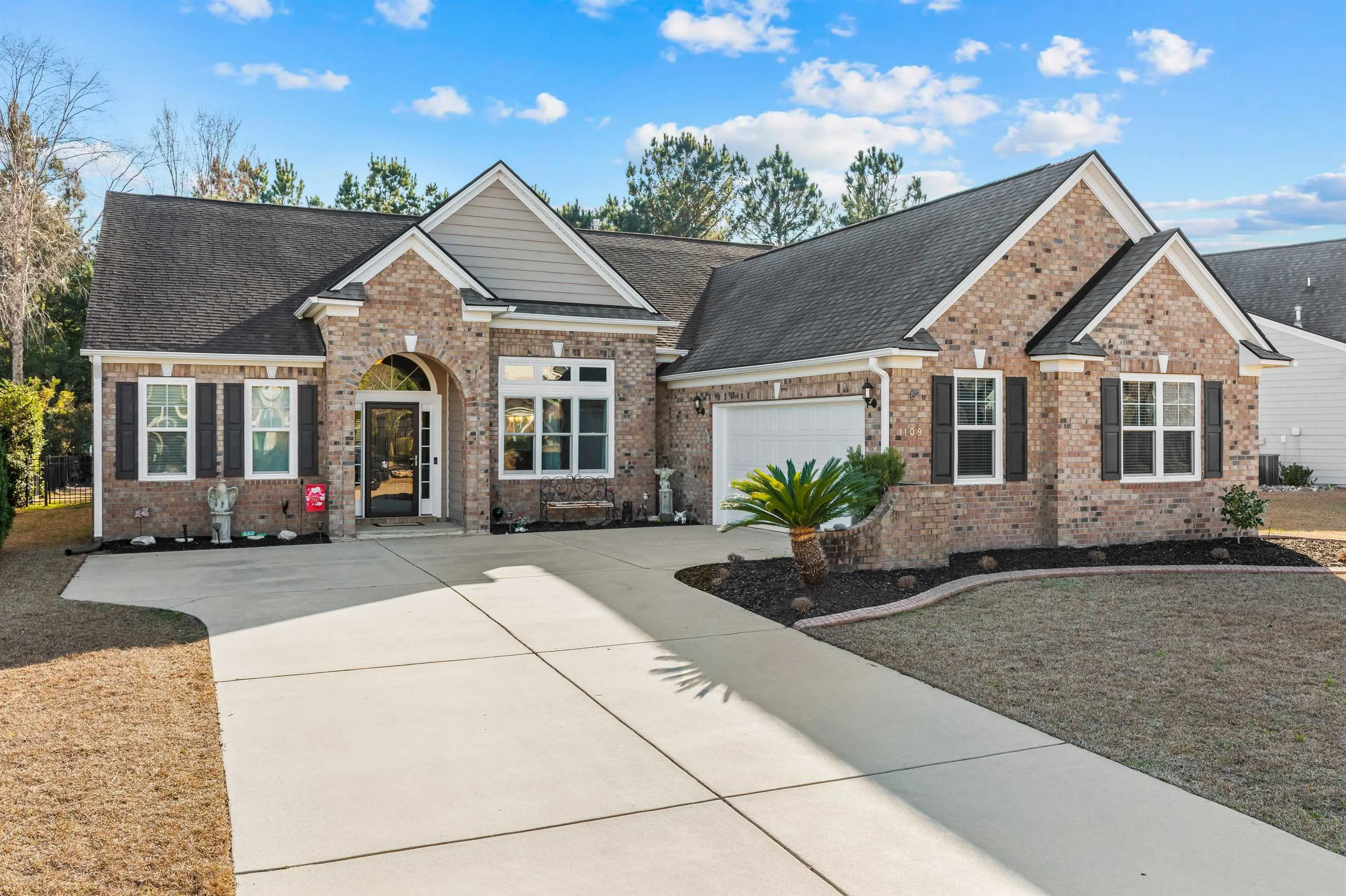 Photo of Listing #2605007