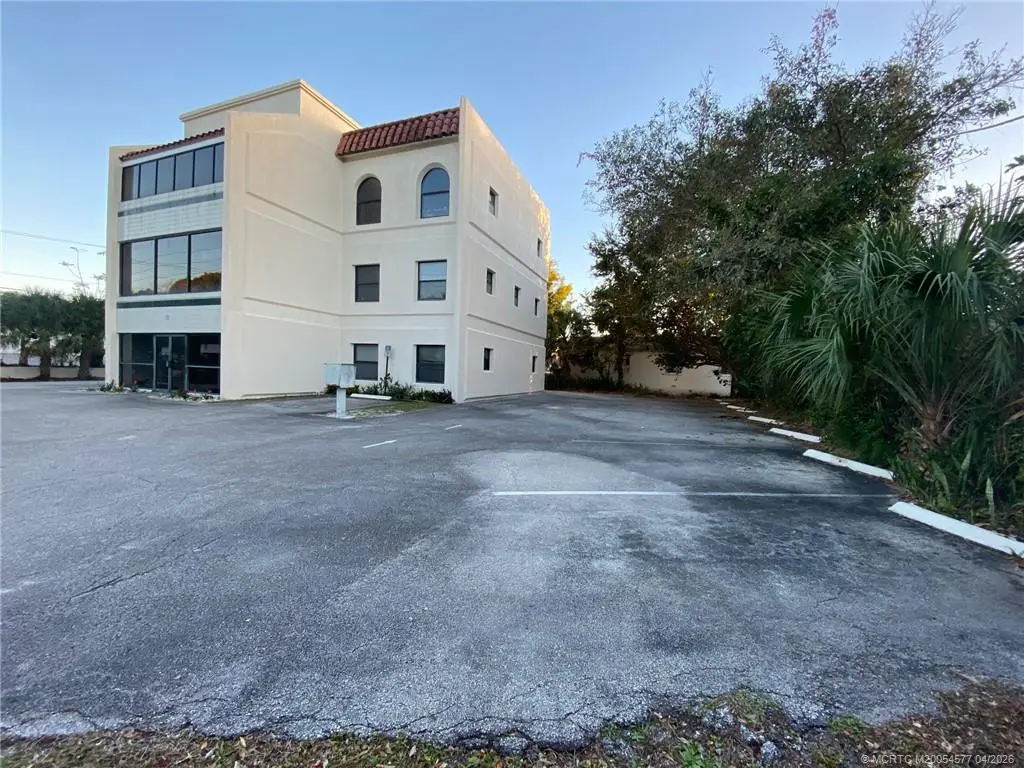 2 of 23 - 528 Osceola Street B1, Stuart, FL