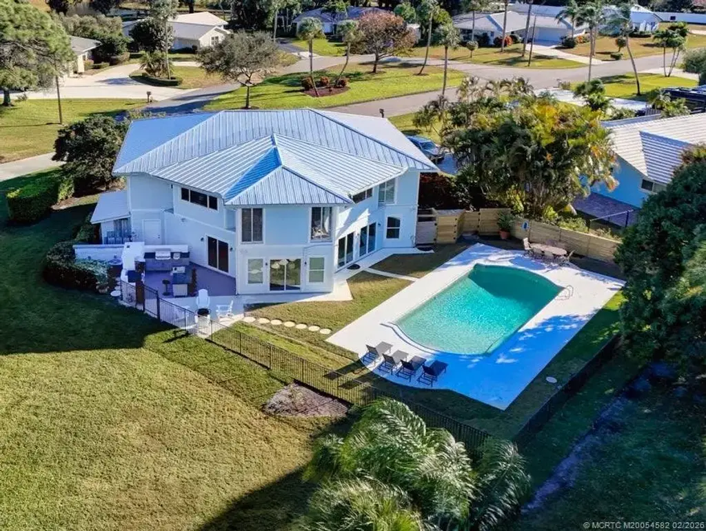 10355 Seagrape Way, Palm Beach Gardens