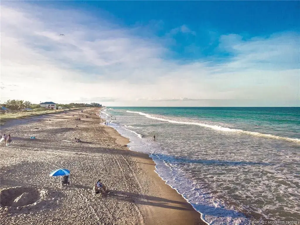 1289 Ocean Boulevard 4, Stuart