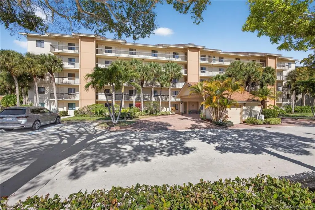 4 of 48 - 901 Seafarer Circle 504, Jupiter, FL