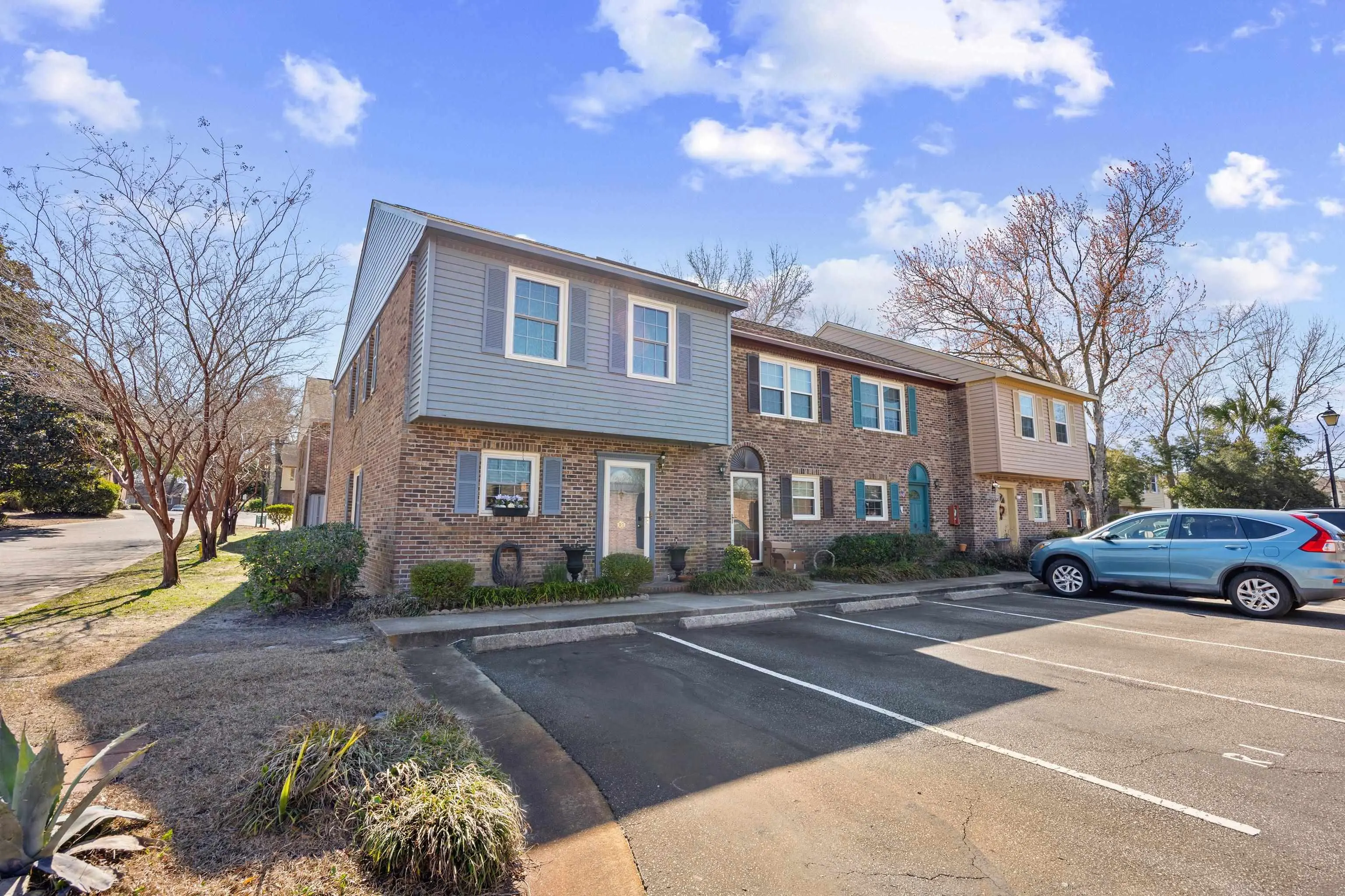 Photo of Listing #2605415