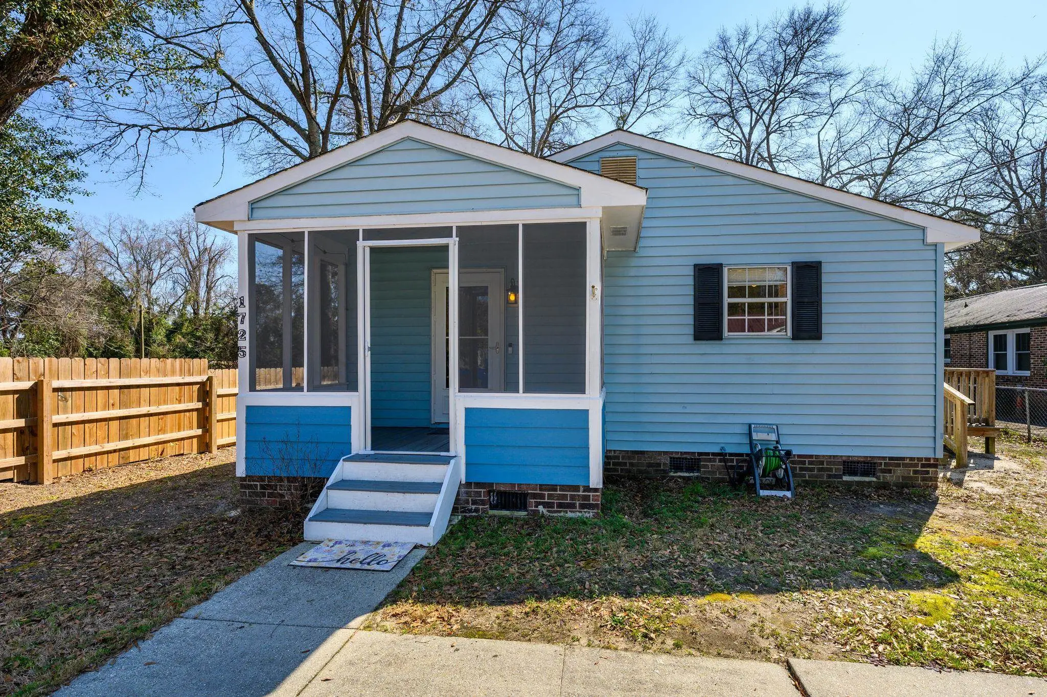 Photo of Listing #2605488