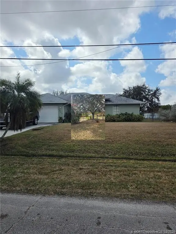 2692 Altamira Avenue, Port St. Lucie