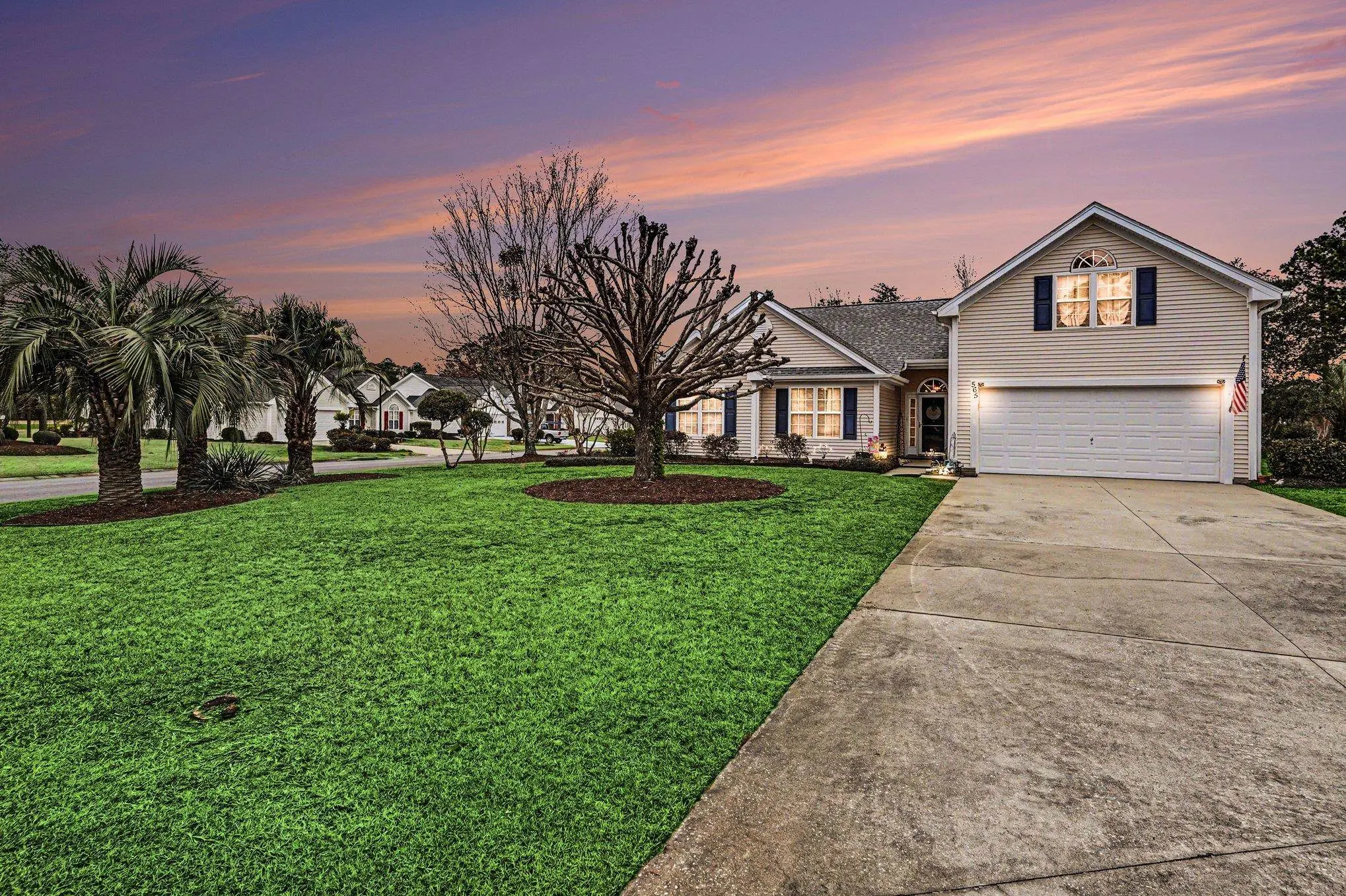 Photo of Listing #2605528