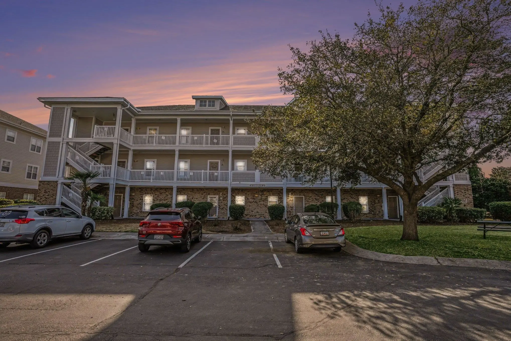 Photo of Listing #2605646