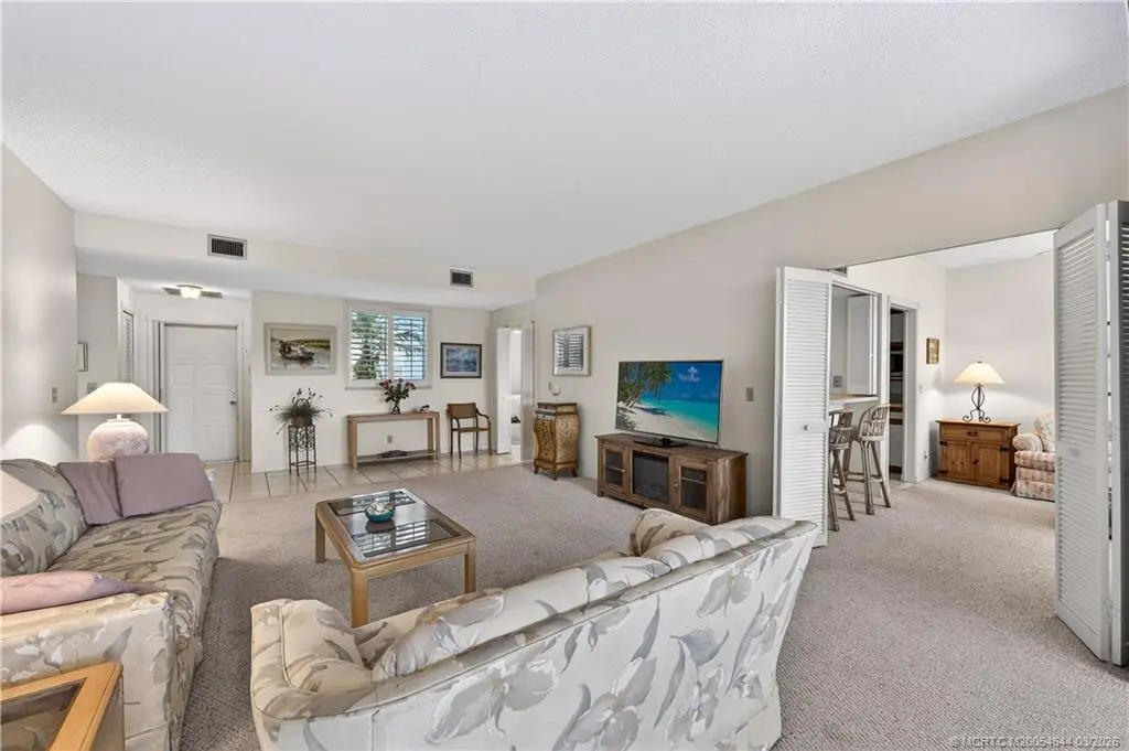 Photo of Listing #M20054644