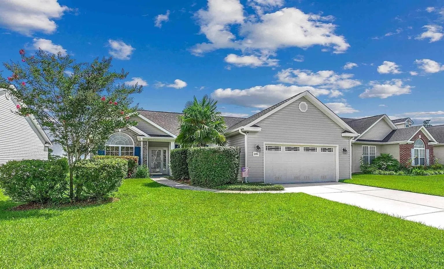 Photo of Listing #2606010