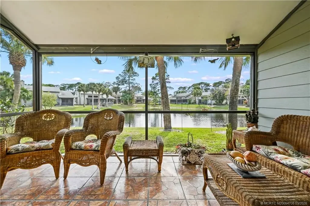 Photo of Listing #M20054705