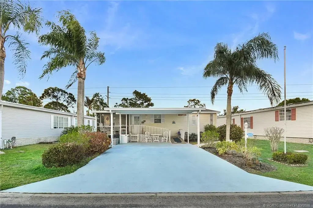 7073 Birchwood Lane, Stuart
