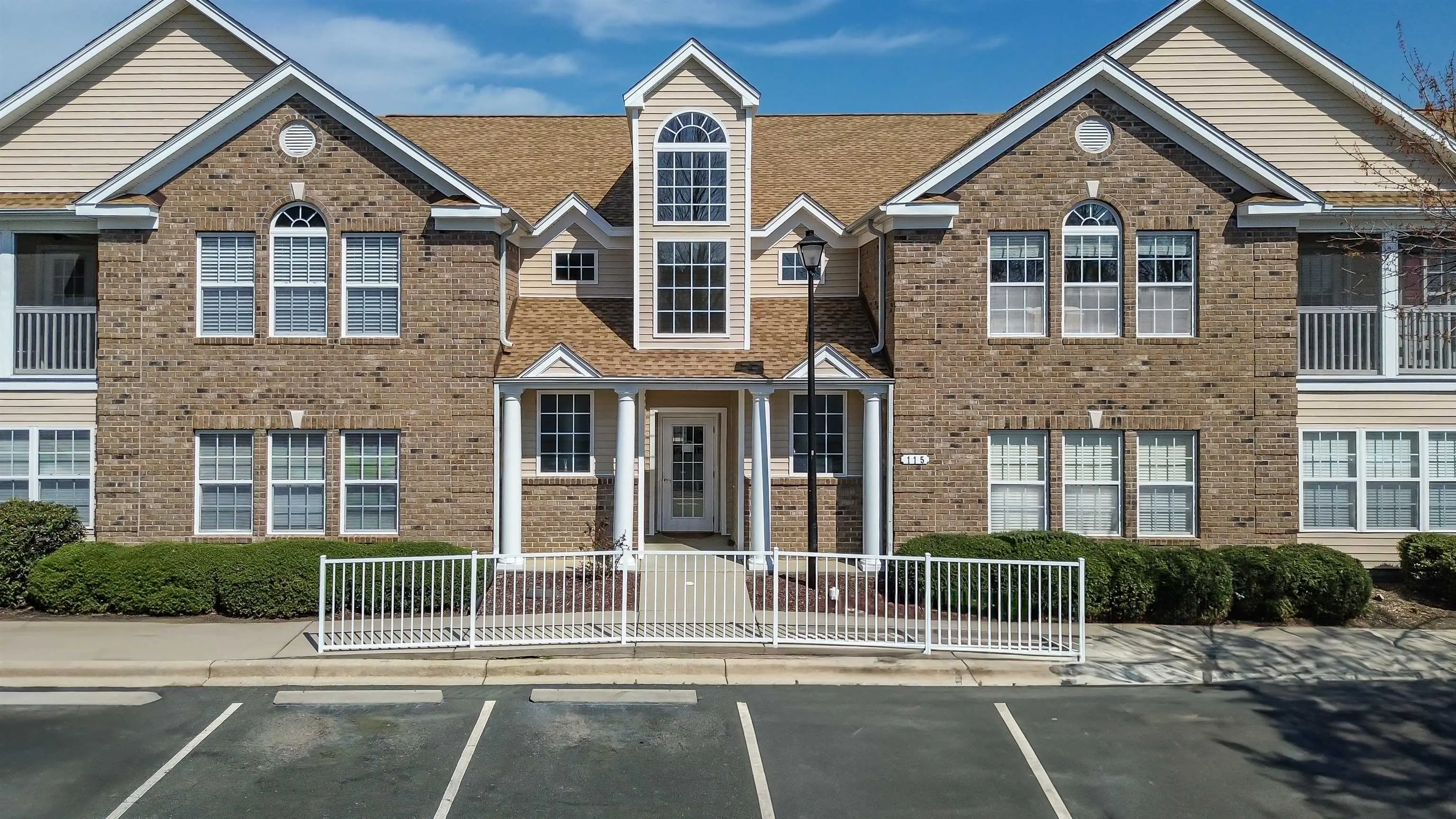 Photo of Listing #2606506