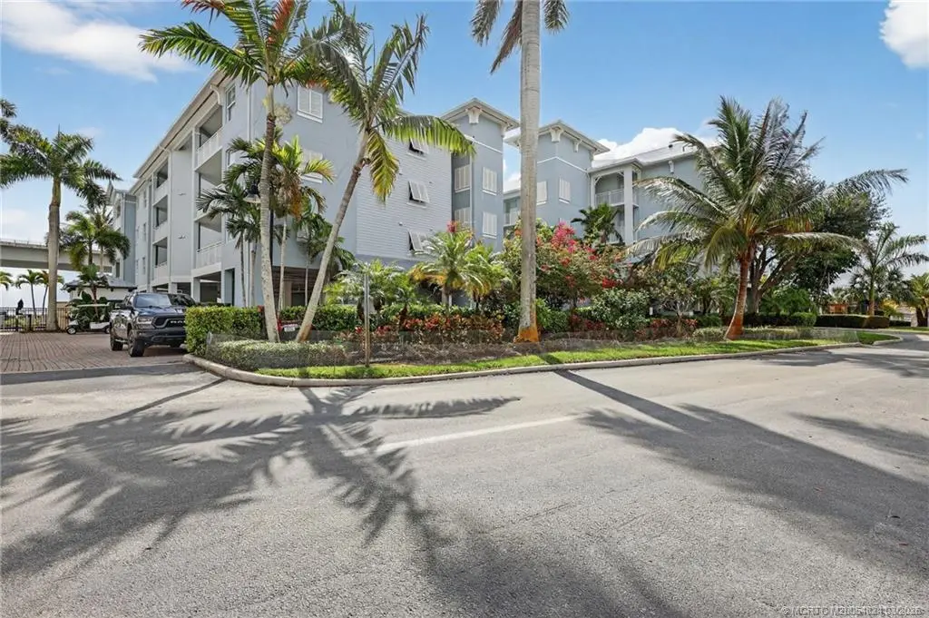 4 of 73 - 215 Flagler Avenue 203, Stuart, FL