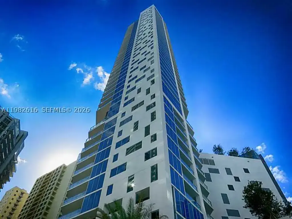 1300 Brickell Bay 1100, Miami