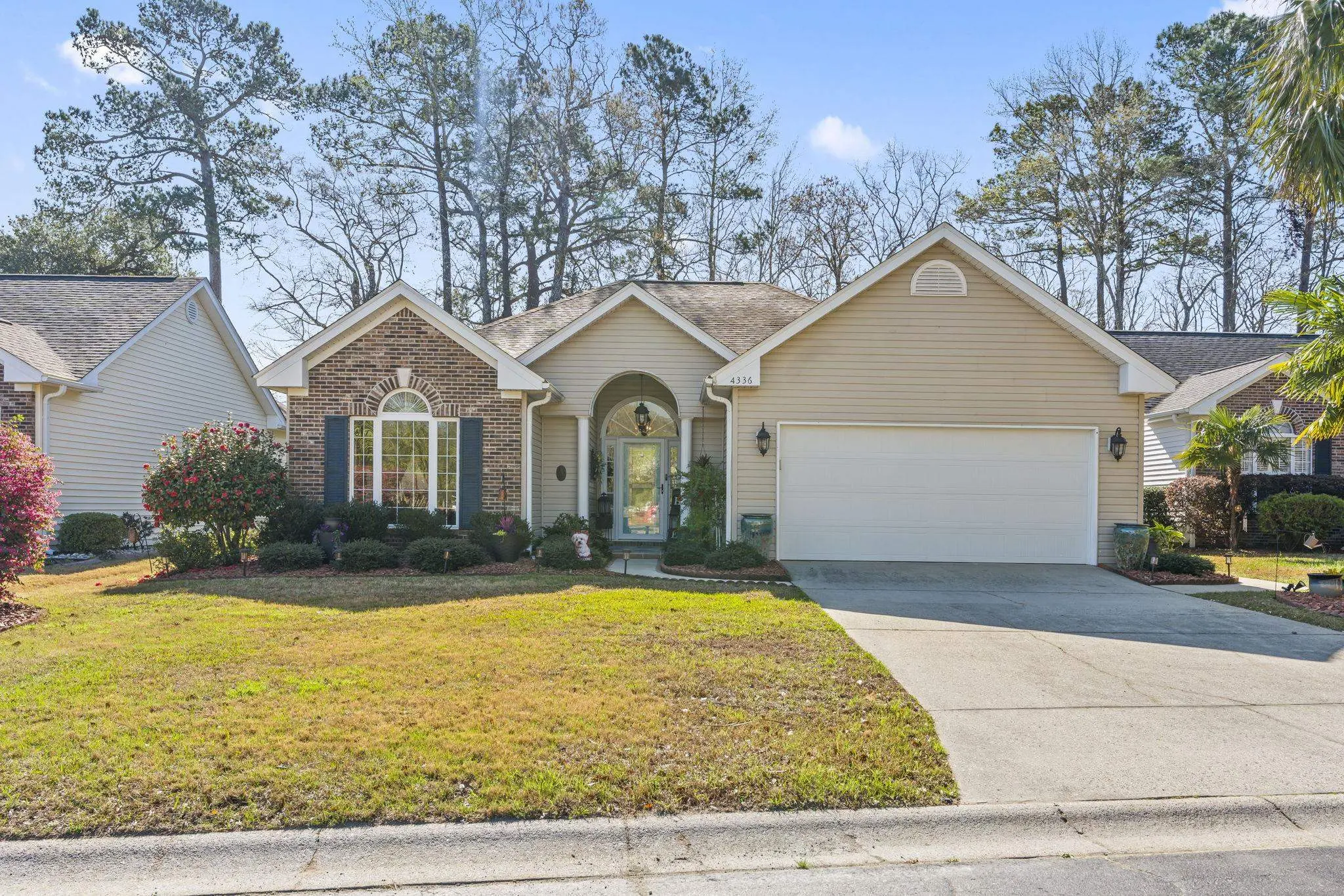 Photo of Listing #2606702