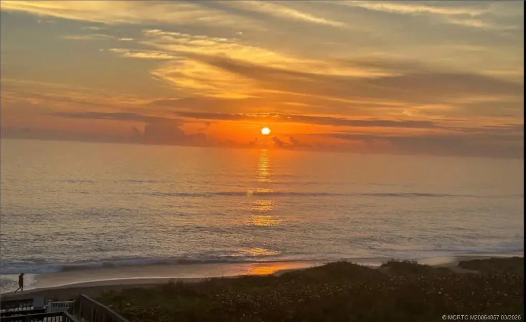 Photo of Listing #M20054857