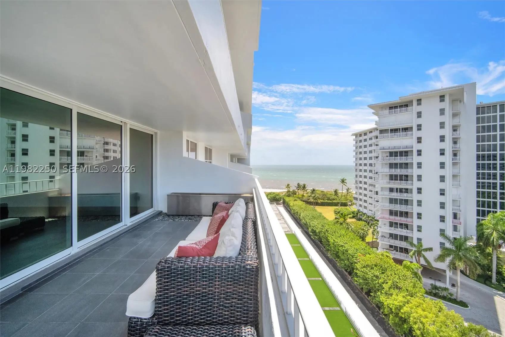 3 of 31 - 199 Ocean Lane 1009, Key Biscayne, FL
