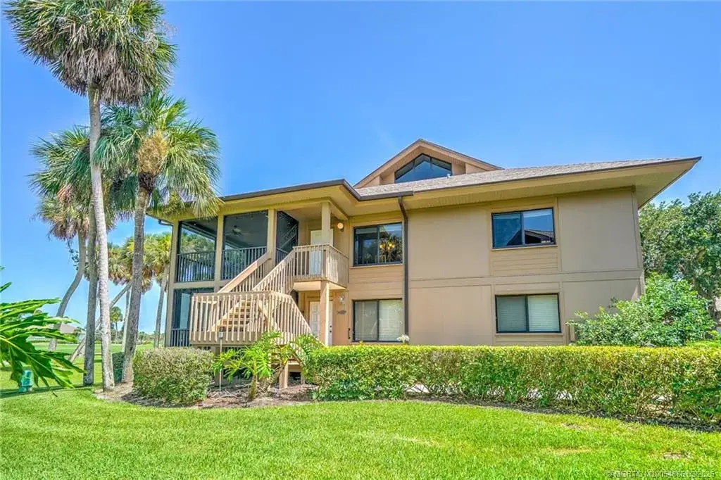 271 Edgewater Drive 271, Stuart