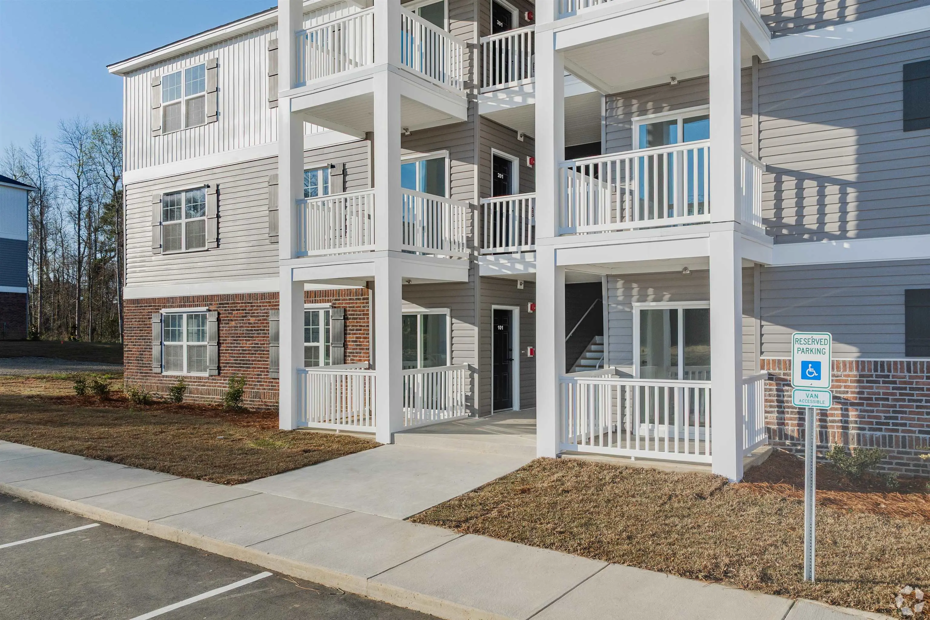 Photo of Listing #2607010