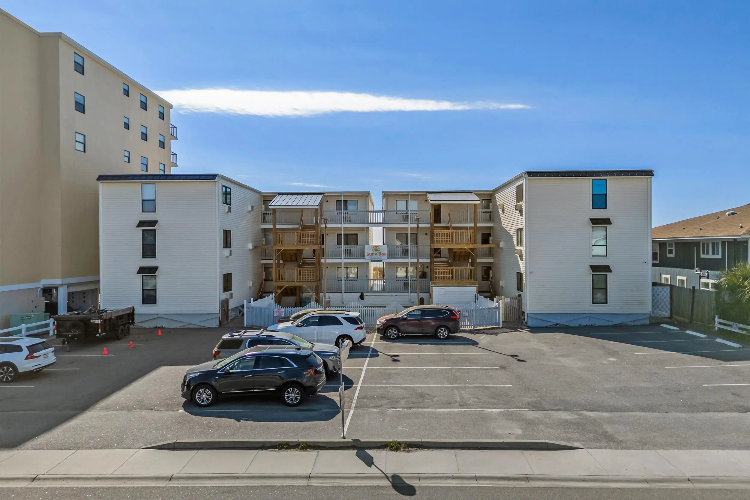 Photo of Listing #2607102