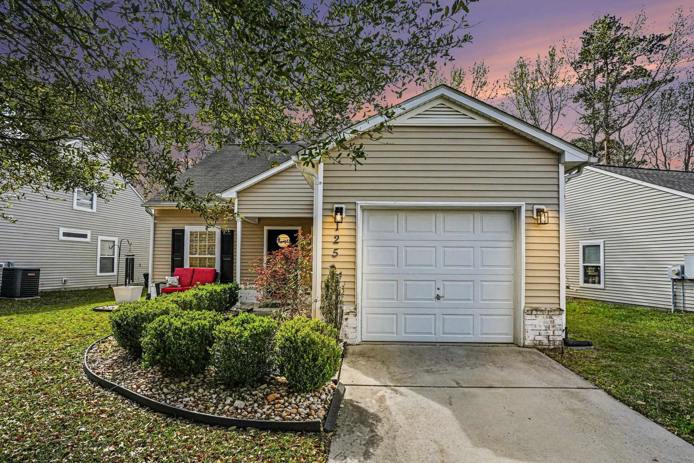 Photo of Listing #2607292