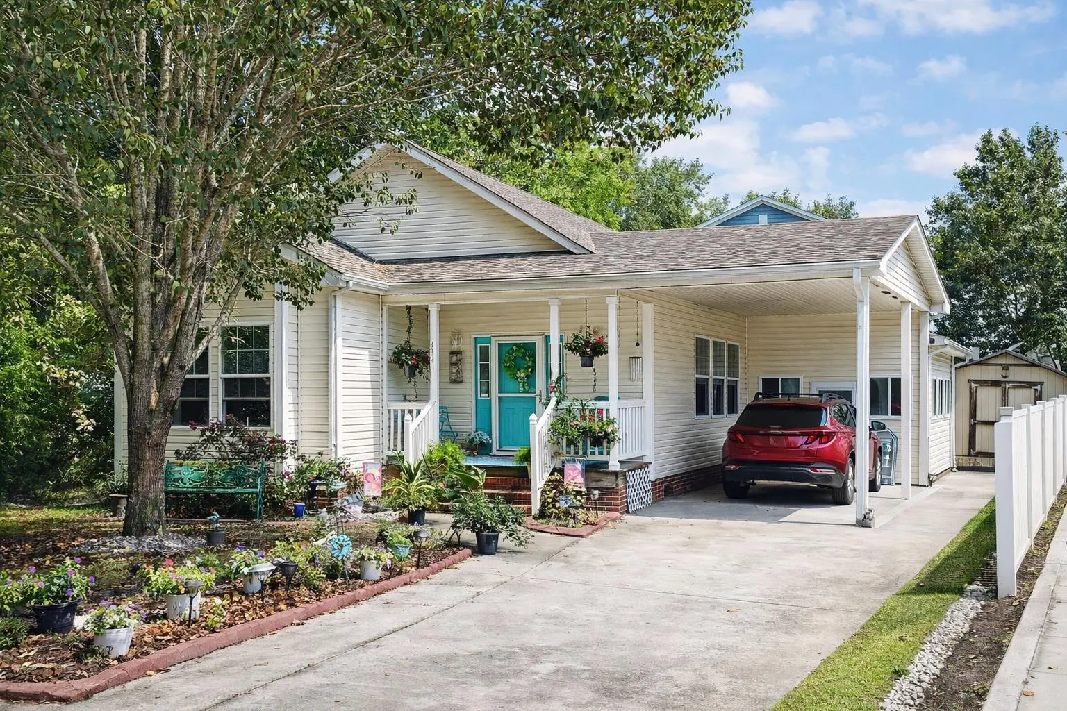 Photo of Listing #2607294