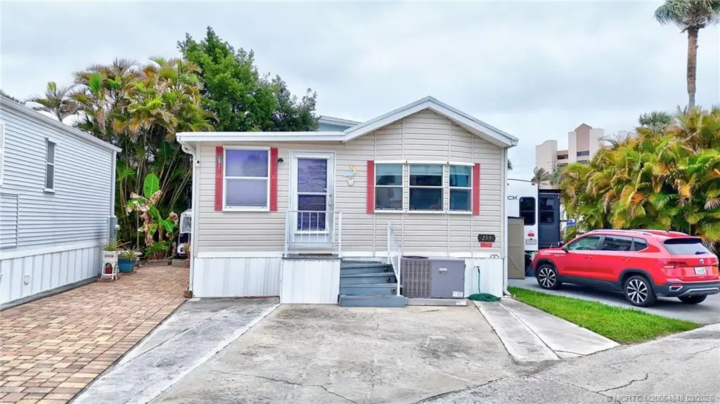 Photo of Listing #M20054848