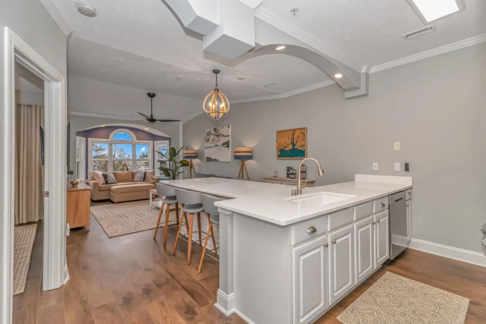 Photo of Listing #2607574