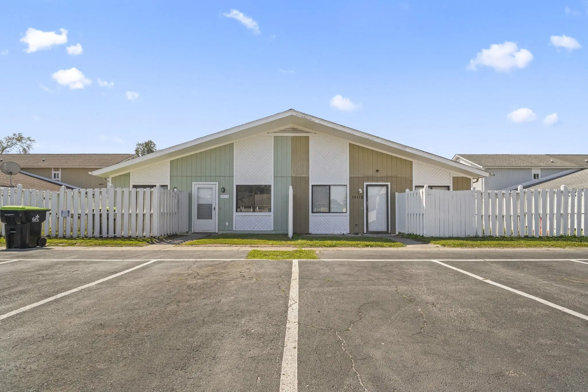 Photo of Listing #2607626