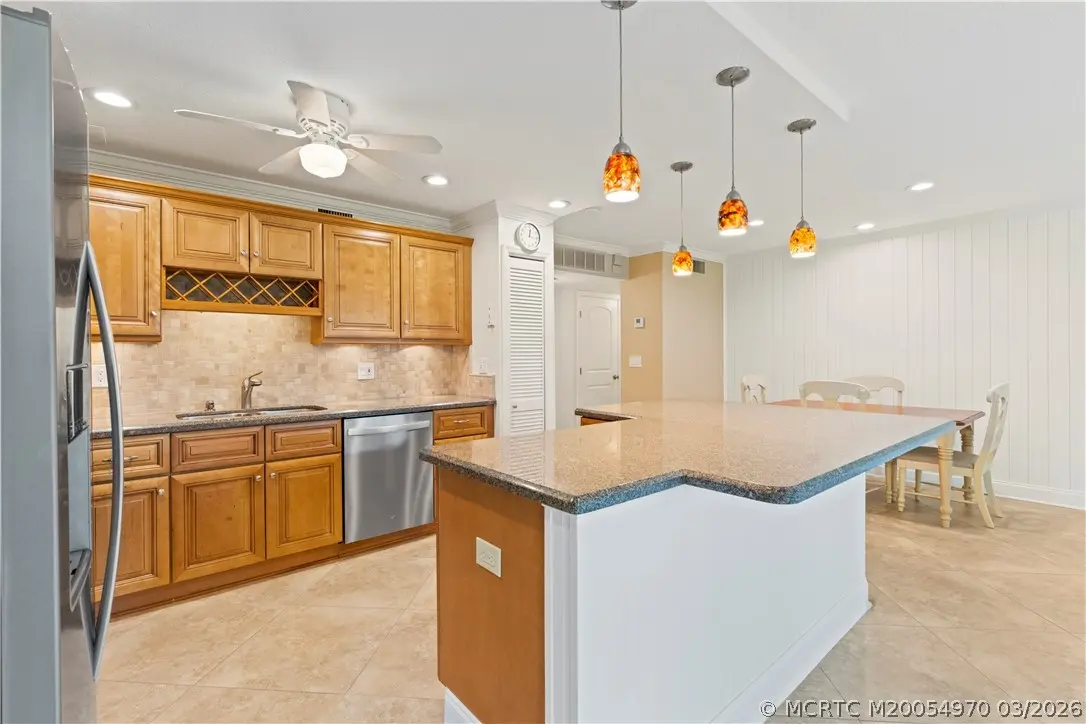 1800 Saint Lucie Boulevard 9-102, Stuart