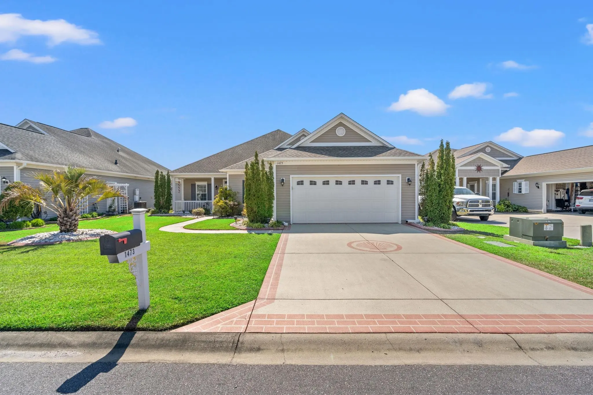 Photo of Listing #2607715