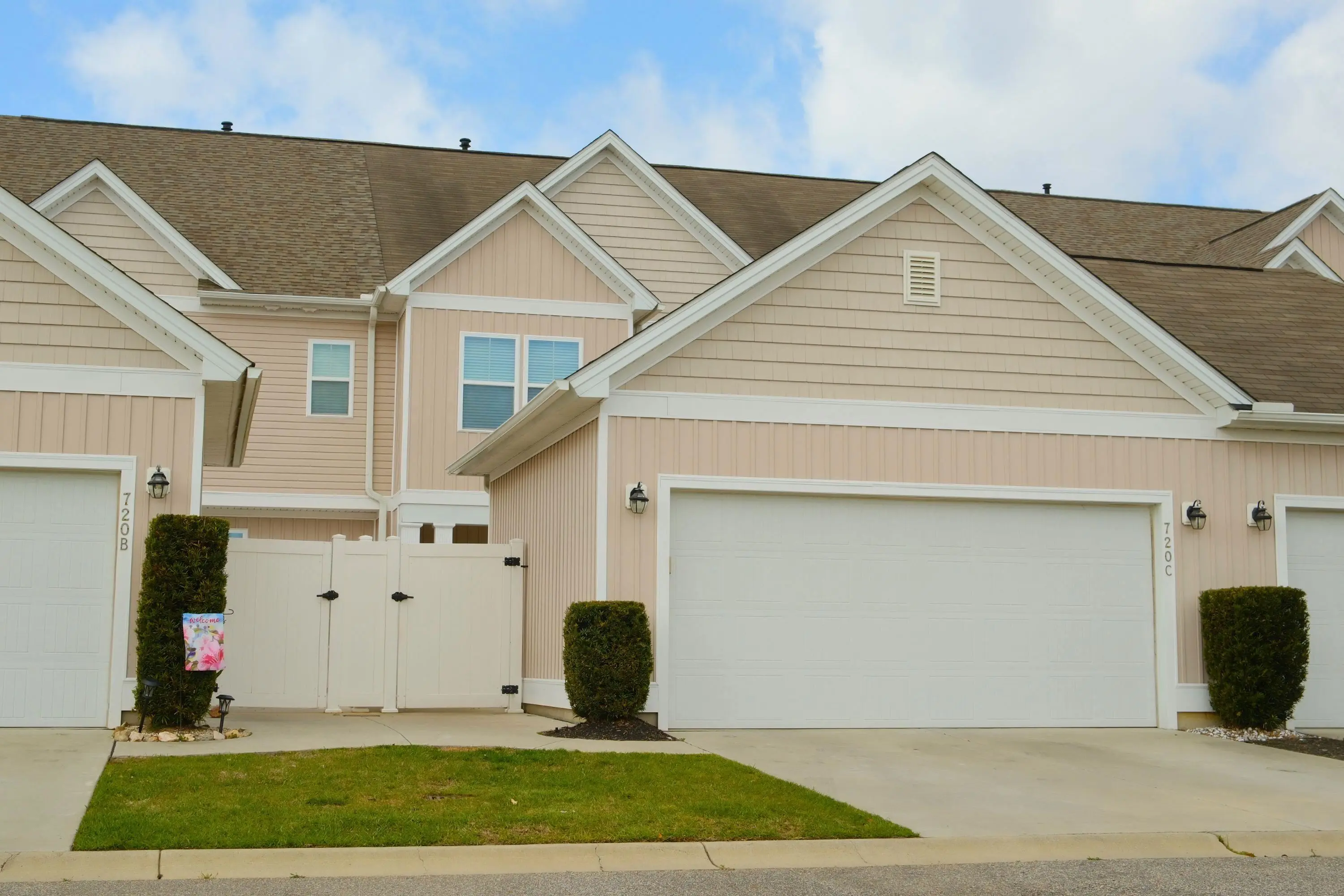 Photo of Listing #2607763