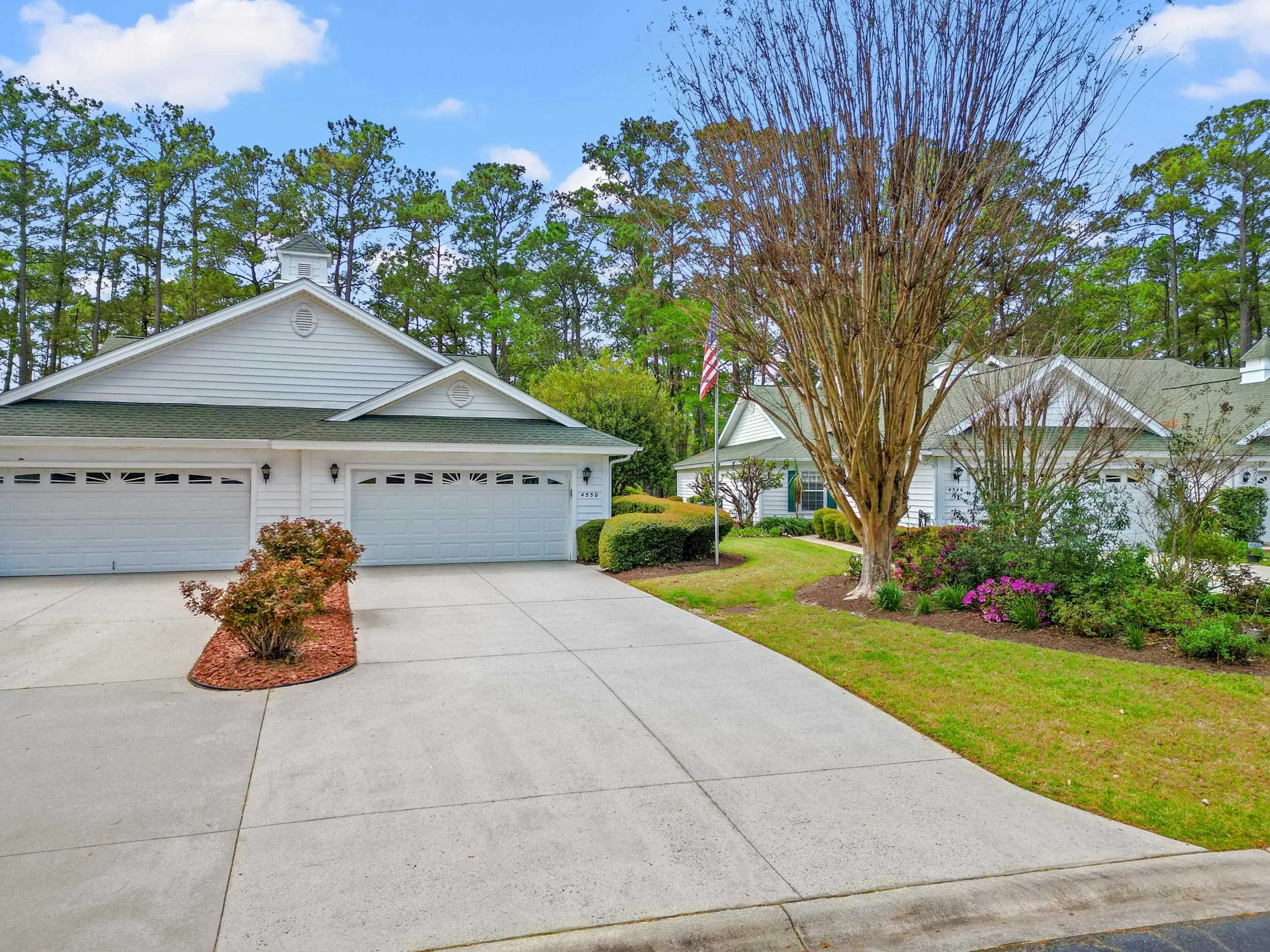 Photo of Listing #2607847